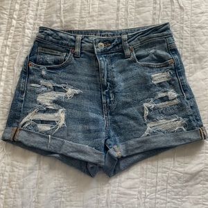 American Eagle mom shorts